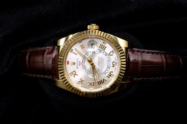 326power マジバネ 18k h180 ゴールド ROLEX SKY-DWELLER 42MM 18K YELLOW GOLD SILVER ROMAN DIAL LEATHER